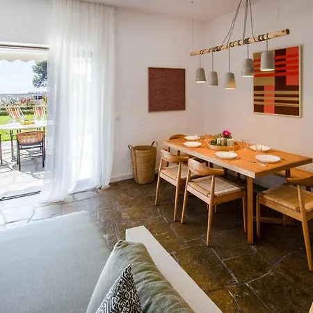 Appartement Emerald Next To The Sea, *